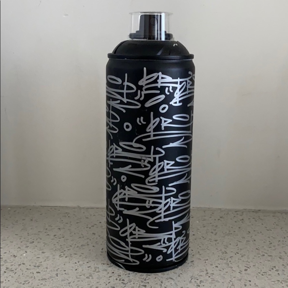 One of a Kind - JORMI Spray Can